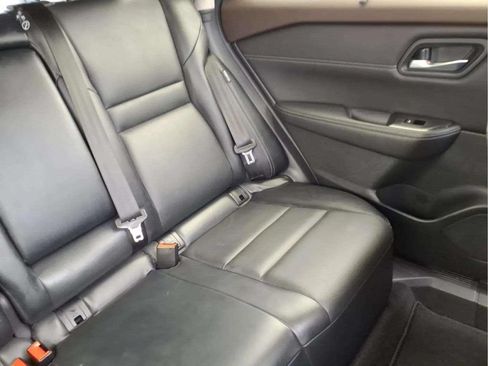 Used 2023 Nissan Rogue SV w/ SV Premium B Package FWD image 18