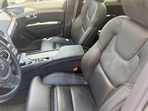 Used 2023 Volvo XC90 B6 Ultimate w/ Protection Package Premier AWD/4WD image 8