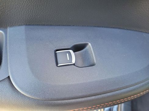 Certified 2025 Honda HR-V Sport image 14