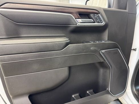 Used 2024 GMC Sierra 1500 SLT RWD image 9
