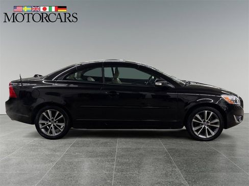 Used 2013 Volvo C70 T5 image 2