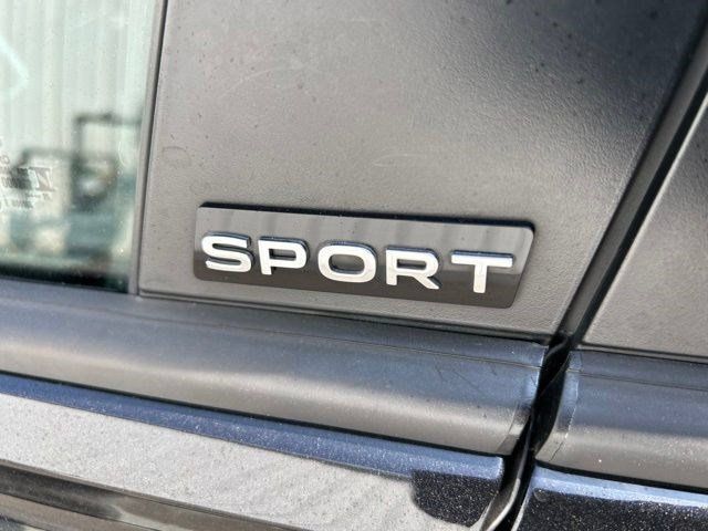 Used 2025 Volkswagen Jetta Sport FWD image 59