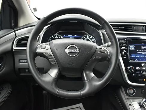 Used 2023 Nissan Murano SV FWD image 20