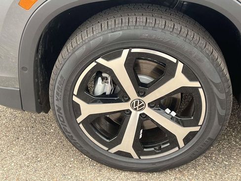 New 2026 Volkswagen Tiguan SE AWD/4WD image 7
