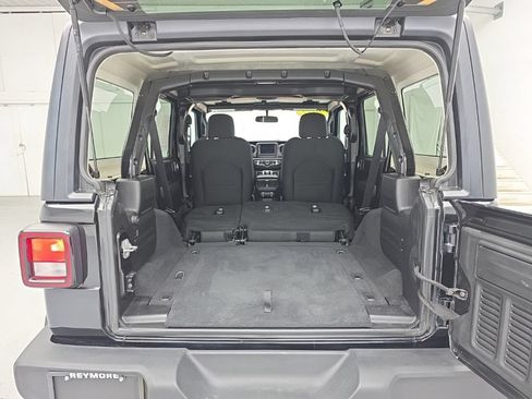 Used 2022 Jeep Wrangler Unlimited Sport AWD/4WD image 46