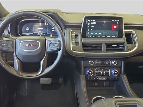 Used 2023 GMC Yukon AT4 w/ AT4 Premium Package image 9