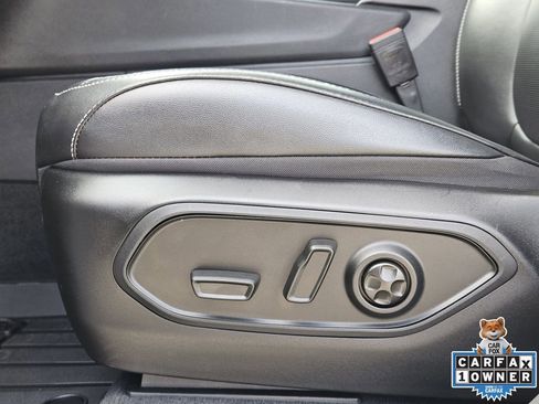 Used 2024 Jeep Grand Cherokee L Limited w/ Luxury Tech Group II image 30