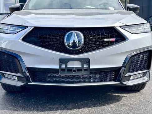 Used 2025 Acura MDX Type S AWD/4WD image 4