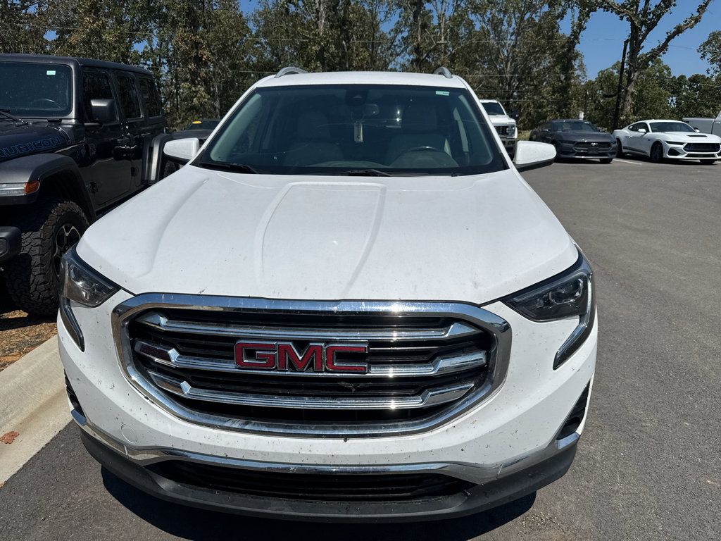 Used 2020 GMC Terrain SLT w/ Preferred Package AWD/4WD image 2