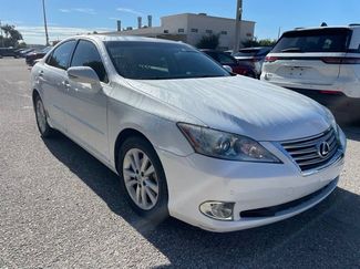 Used 2011 Lexus ES 350 FWD video 1