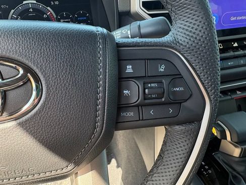 New 2026 Toyota Tundra Limited AWD/4WD image 37