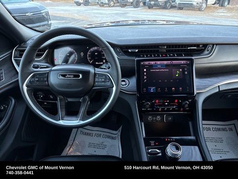 Used 2025 Jeep Grand Cherokee L Limited image 15