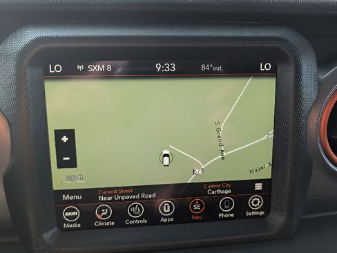 Used 2023 Jeep Gladiator Mojave w/ LED Lighting Group AWD/4WD image 13
