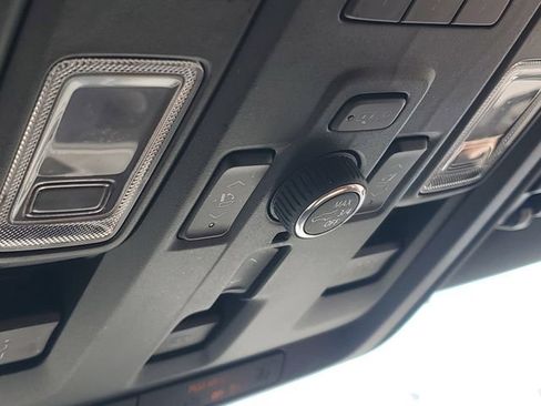 Certified 2023 GMC Yukon XL Denali Ultimate AWD/4WD image 32