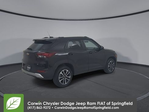 Used 2025 Chevrolet TrailBlazer LT image 15