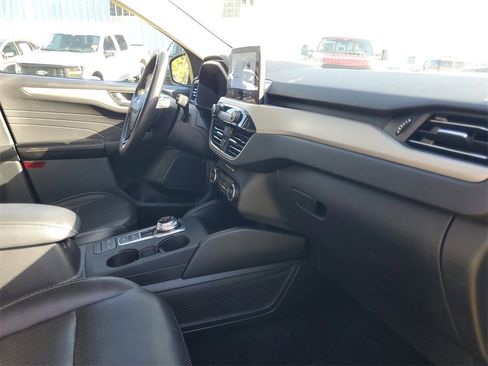 Used 2021 Ford Escape SEL image 34