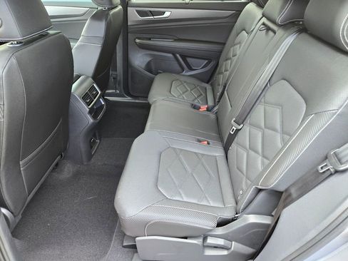 New 2025 Volkswagen Atlas Cross Sport SE AWD/4WD image 7