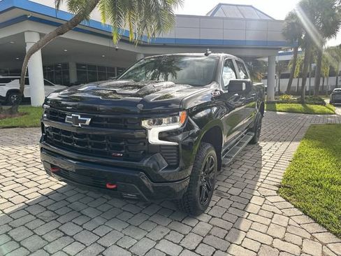 Used 2024 Chevrolet Silverado 1500 LT Trail Boss w/ LT Trail Boss Premium Package AWD/4WD image 21