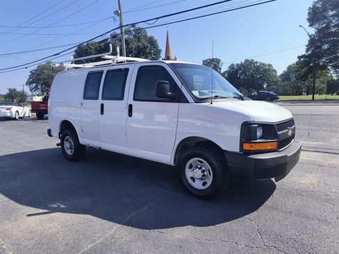 Used 2015 Chevrolet Express 2500 RWD image 7
