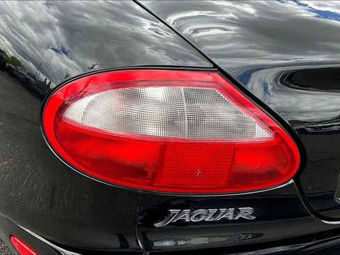 Used 1998 Jaguar XK8 Convertible RWD image 20