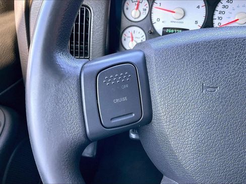 Used 2004 Dodge Ram 3500 Truck ST w/ Trailer Tow Group image 17