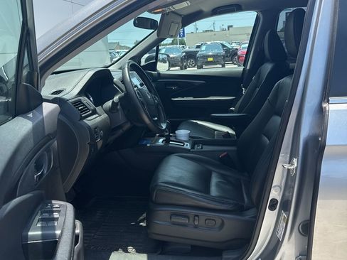 Used 2018 Honda Ridgeline RTL image 5