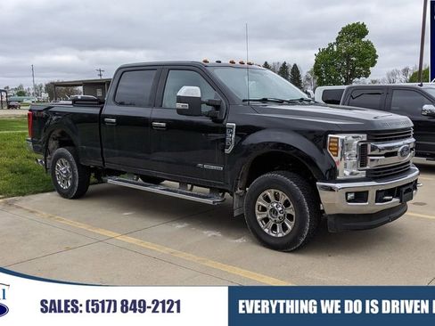 Used 2019 Ford F350 XLT w/ XLT Premium Package AWD/4WD image 1