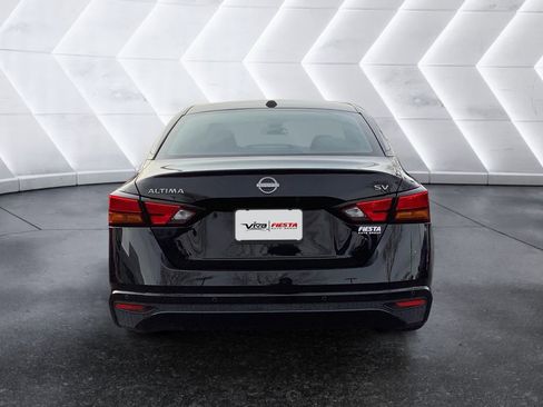 Used 2024 Nissan Altima 2.5 SV image 5