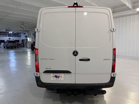 Used 2020 Mercedes-Benz Sprinter 144 Cargo image 26