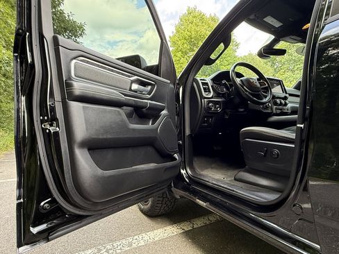 Used 2021 RAM 1500 Big Horn AWD/4WD image 12