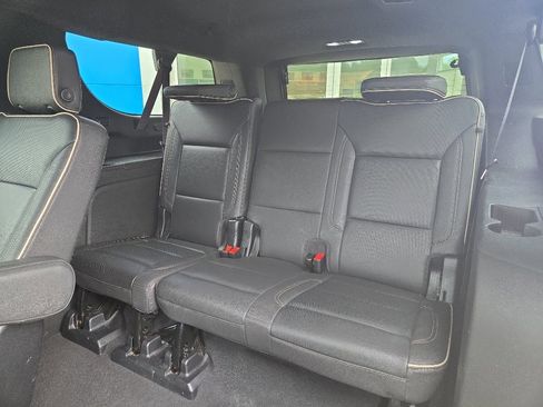 Certified 2023 Chevrolet Suburban Premier AWD/4WD image 14