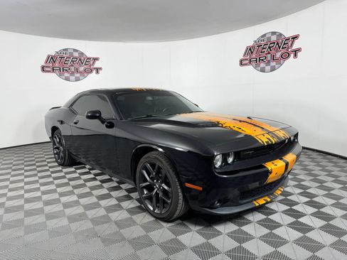 Used 2022 Dodge Challenger SXT w/ Blacktop Package RWD image 9