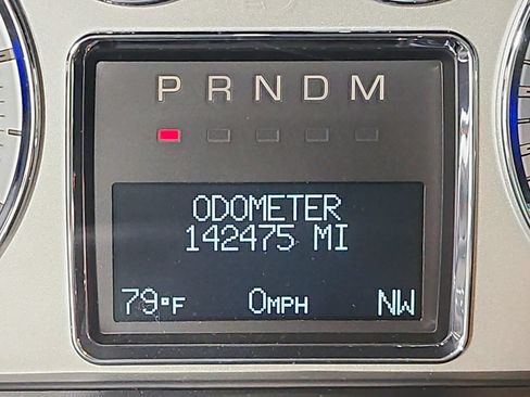 Used 2014 Cadillac Escalade Premium RWD image 15