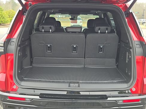 New 2026 Chevrolet Traverse RS w/ LPO, Floor Liner Package image 13