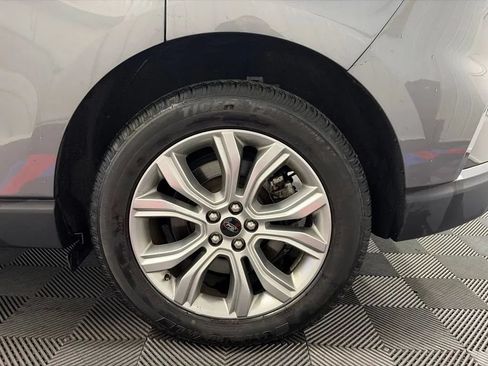 Used 2024 Ford Edge Titanium AWD/4WD image 25