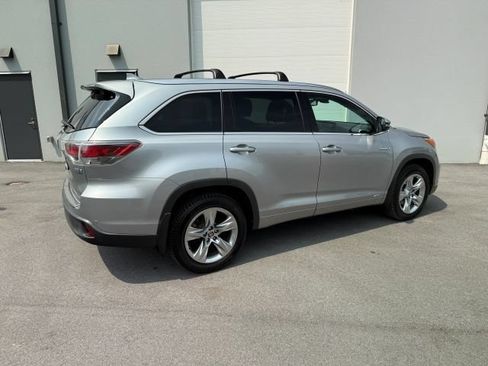 Used 2016 Toyota Highlander Limited Platinum AWD/4WD image 8
