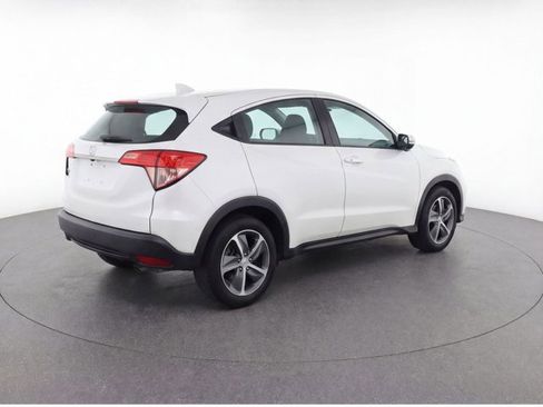 Used 2021 Honda HR-V EX-L image 7