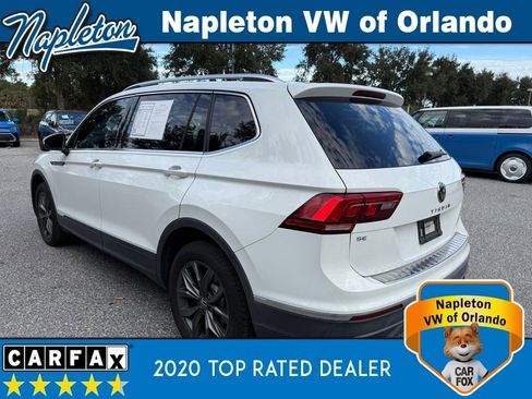 Used 2022 Volkswagen Tiguan SE w/ Panoramic Sunroof Package image 15