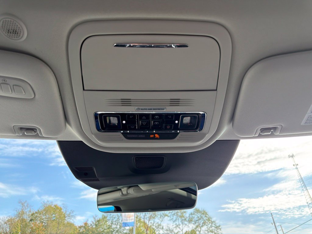 Used 2026 Lincoln Aviator Reserve AWD/4WD image 25