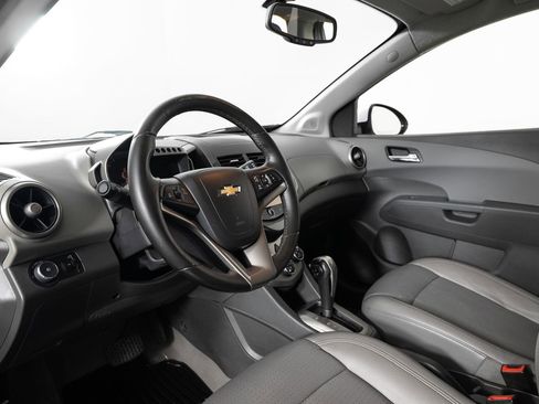 Used 2015 Chevrolet Sonic LTZ image 13