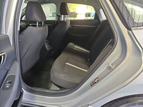 Used 2023 Hyundai Sonata SEL FWD image 9
