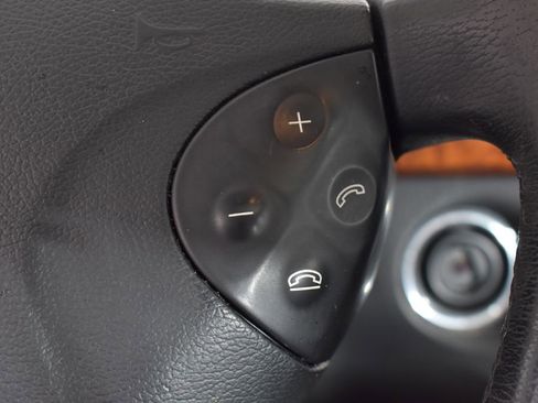 Used 2004 Mercedes-Benz E 500 Sedan image 15