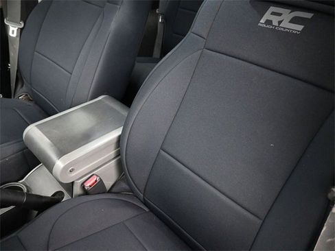 Used 2009 Jeep Wrangler X image 17