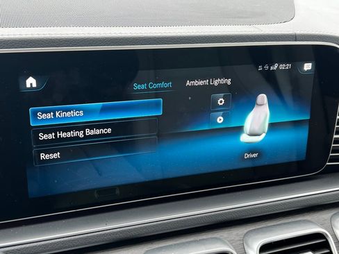 Used 2022 Mercedes-Benz GLE 350 4MATIC w/ Premium Package image 28