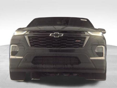 Used 2023 Chevrolet Traverse RS w/ LPO, Floor Liner Package AWD/4WD image 3
