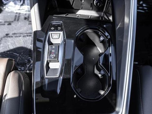 Certified 2025 Audi Q5 Premium Plus w/ Premium Plus AWD/4WD image 20