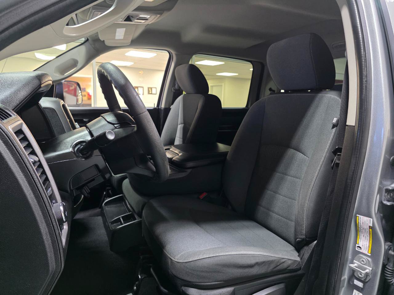 Used 2022 RAM 1500 Tradesman w/ Tradesman SXT Package AWD/4WD image 15