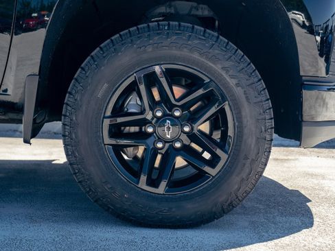 Used 2020 Chevrolet Silverado 1500 LT Trail Boss w/ Convenience Package AWD/4WD image 16