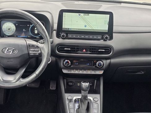 Used 2023 Hyundai Kona Limited FWD image 16