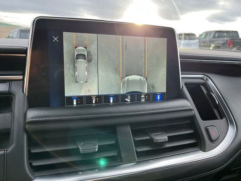 Used 2022 Chevrolet Suburban Z71 w/ Off-Road Capability Package image 53